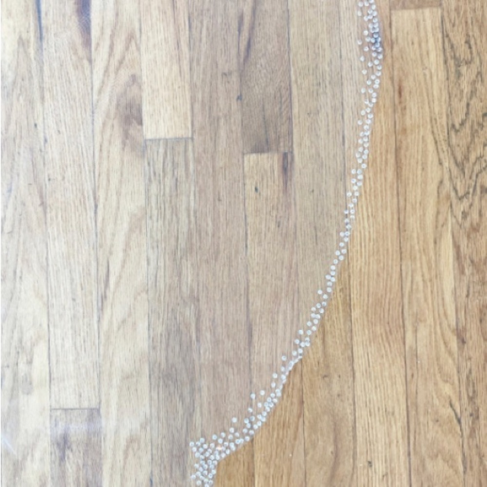 Dracy Veil by Sara Gabriel - Picture 3 of 7